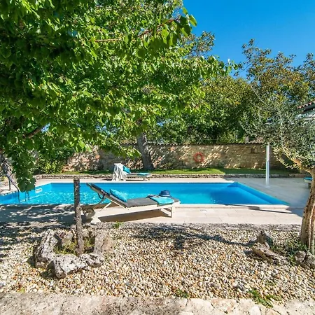 Villa Marelica By