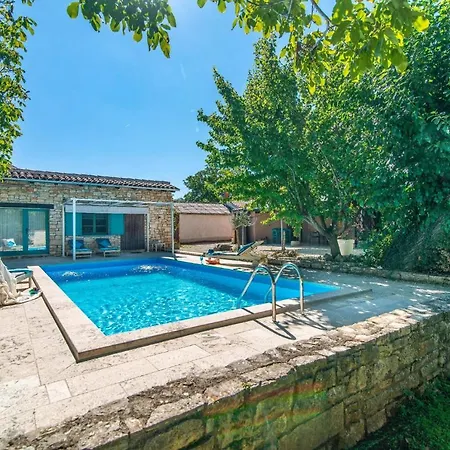 Villa Marelica By